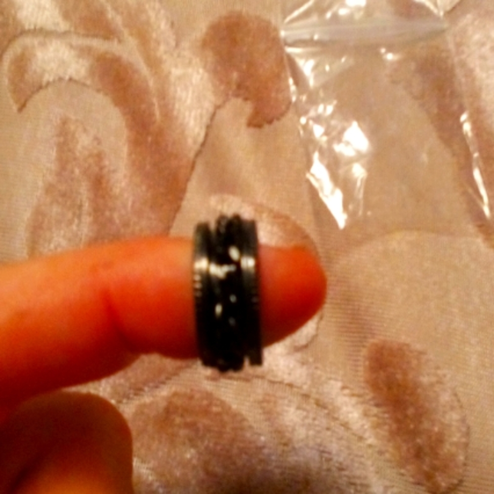 Men's ring